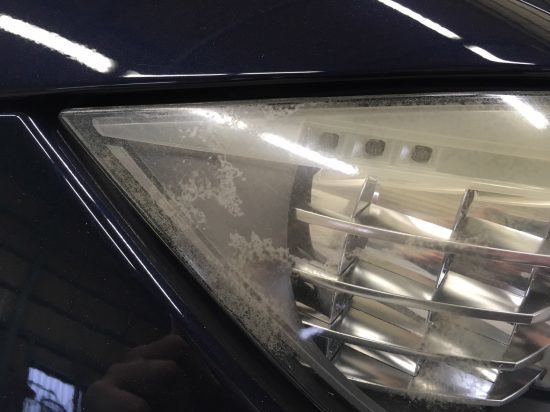 BMW 320i ヘッドライト黄ばみ＆クリア剥がれ補修＋専用クリア塗装